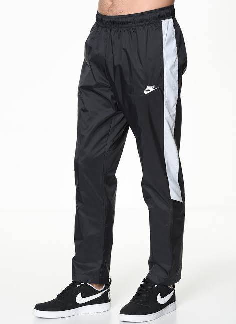 NIKE ORIGINAL  TRACKPANTS FOR MEN SIZE LARGE  !!!!!! MARKET VALUE R999.99