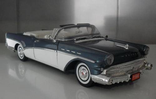 Buick Roadmaster 1:18 Diecast        8x   models on auction