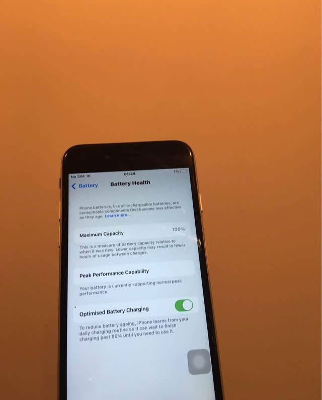 iPhone 7 32 GB And Airpods