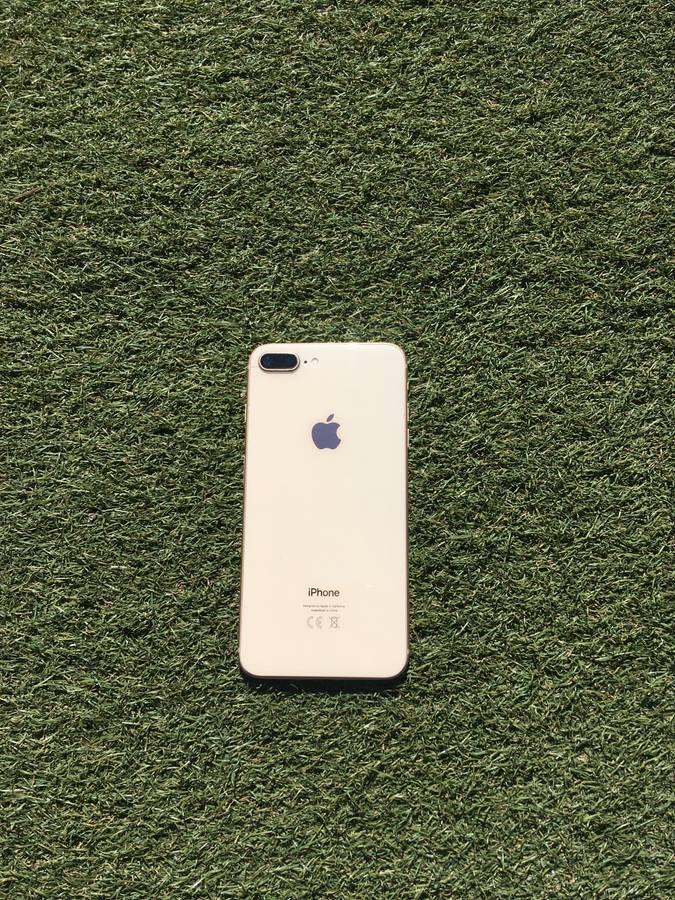 iPhone 8 Plus