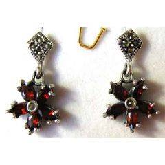 Sterling Silver, Marcasite and Garnets - Earrings .