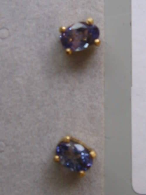 18ct.Yellow Glod and Genuine Tanzanite Earrings