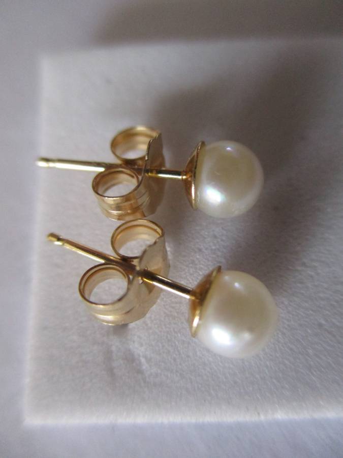 14K Gold and Culture Pearls Earrings/ Studs