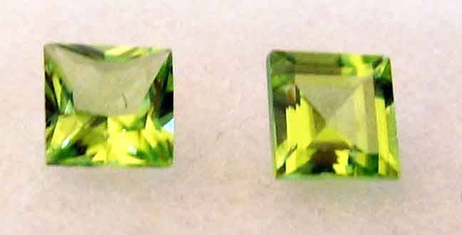 1 Lot, 2 pieces of 4.50 x 4.50 mm Square cut Peridot, T. W. 0.94 ct.