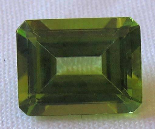 9.00 x 7.00 mm Emerald - faceted cut Peridot   2.38cts.
