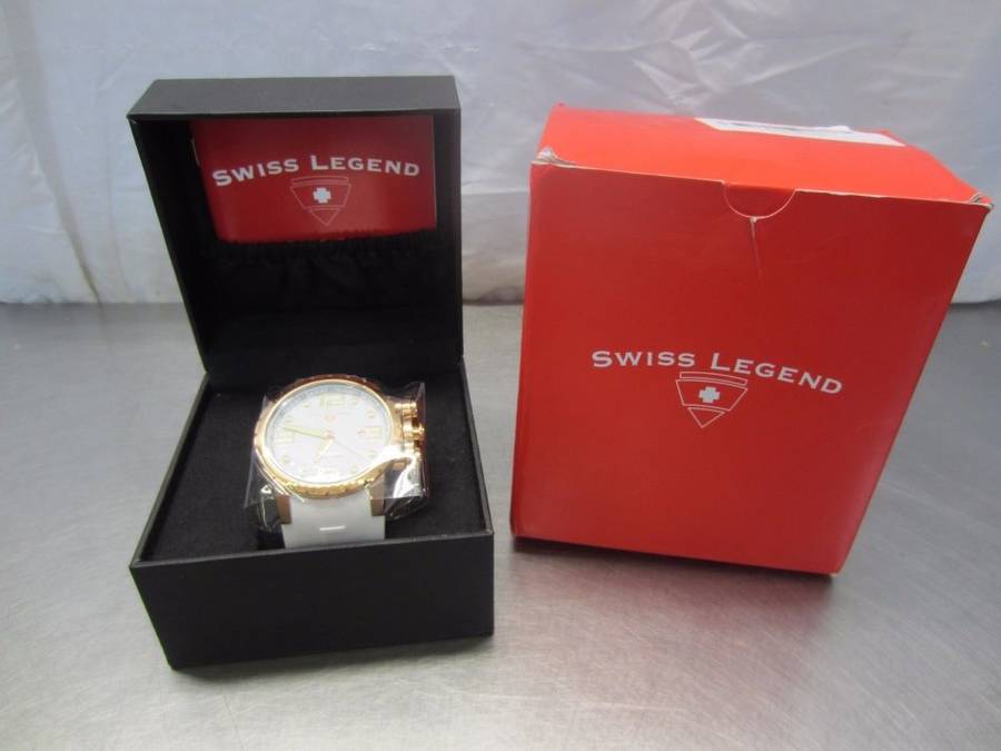 **RRP R7999.99**SWISS LEGEND® AMBASSADOR 46MM CHRONOGRAPH RUBBER SWISS QUARTZ WATCH W/ BOX & MANUAL