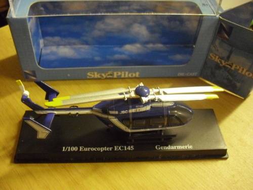 Helicopter -  Eurocopter EC145 - Scale 1/100