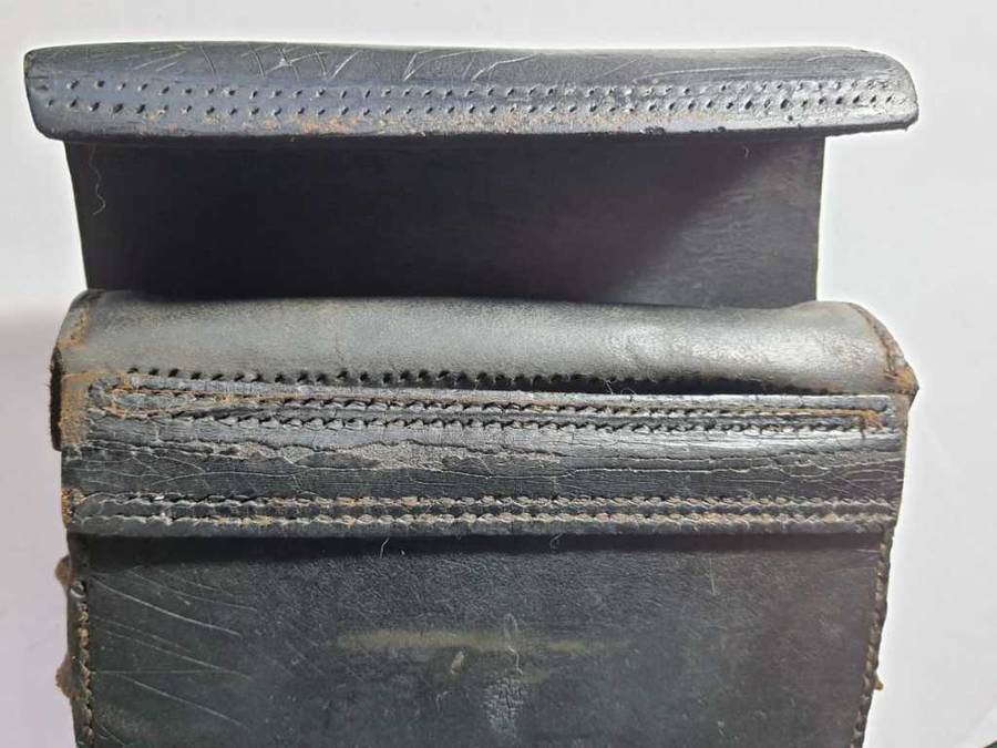 Diamond Fields Horse spur pouch, spurs and buttons
