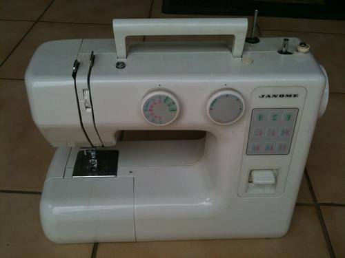 JANOME JD1810 SEWING MACHINE