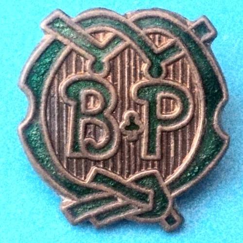 Vintage BP lapel pin badge!!