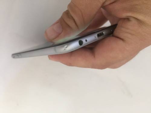 Look the Part at #SaxonworldShabeen With a Shiny Apple iPhone 6 16gb (Space Gray)