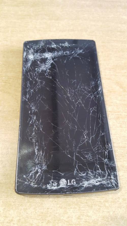 LG G4 Black (Cracked screen - dead)