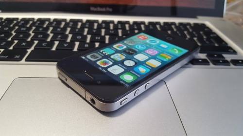 Classic! - iPhone 4 16gb Black (6 Month Warranty)