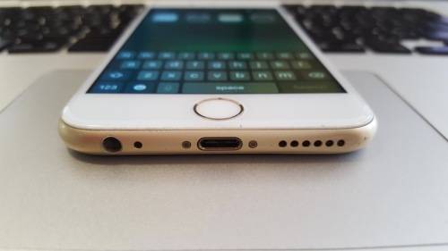 iPhone 6s 16GB Gold (6 Month Warranty)