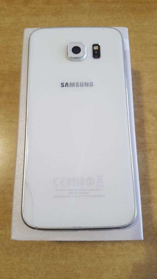 Samsung Galaxy S6 32GB White Pearl Limited Edition! {Good condition + Wireless charger}