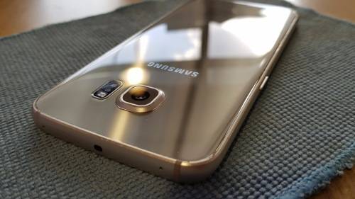 Samsung Galaxy S6 Edge 64GB White {Poor - cracked screen glass}