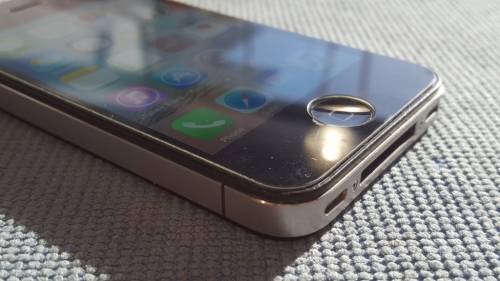 iPhone 4s 16GB Black {Good Condition} (6 Month Warranty)