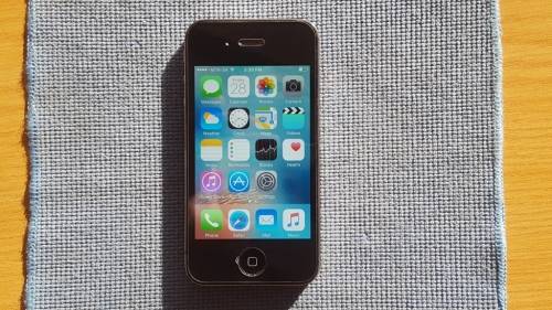 iPhone 4s 16GB Black {Good Condition} (6 Month Warranty)
