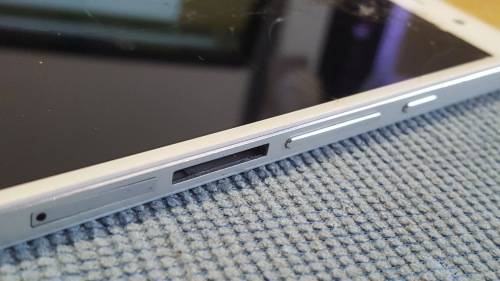 Huawei P6 White 8GB {Screen Glass Cracked}