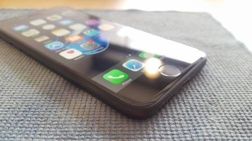 iPhone 7 32GB Black {Mint Condition} (Apple Limited Warranty - Covered until 17 September 2018)