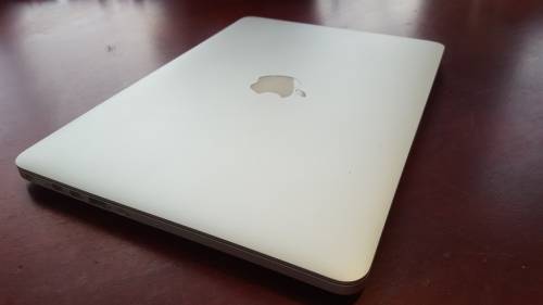 Apple MacBook Pro Early 2015 2.7GHz Core i5 13-inch Retina Display A1502 {Fantastic Condition}