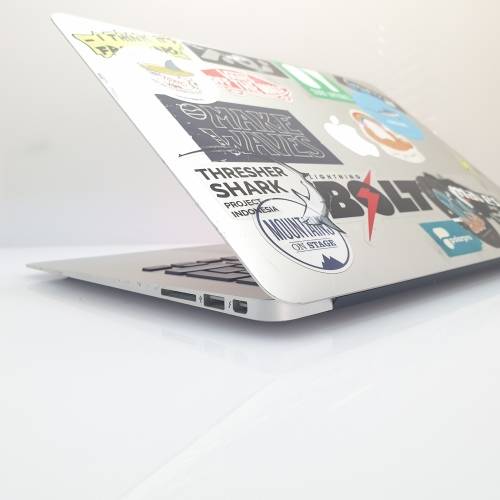 MacBook Air "Core i5" 1.3 13" (Mid-2013), 4GB RAM, 128GB SSD - For Parts