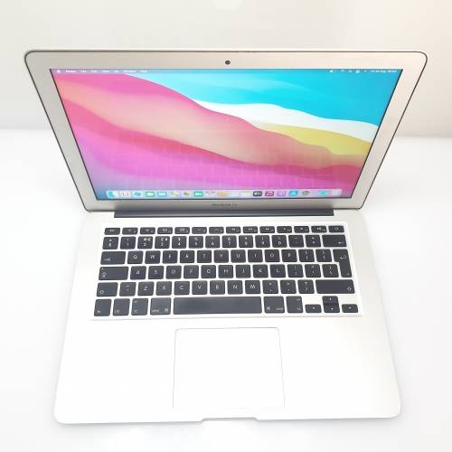MacBook Air "Core i5" 1.3 13" (Mid-2013), 4GB RAM, 128GB SSD - For Parts