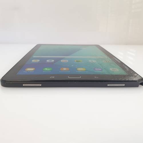 Samsung Galaxy Tab A 10.1 (2016) 16GB - Cracked Screen