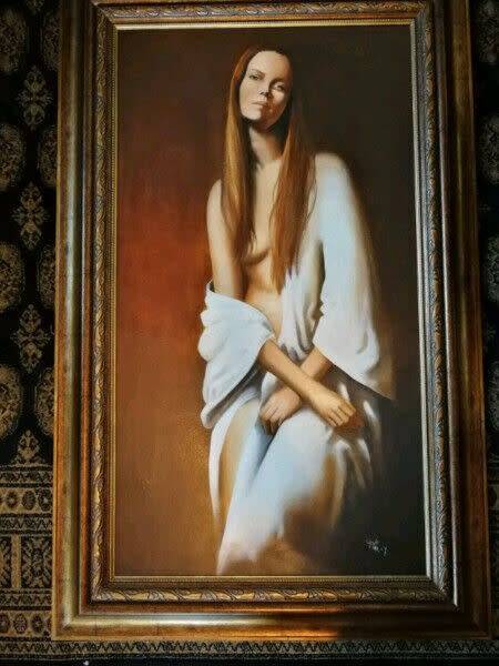 Large Framed Oil Painting of a Woman in a Beautiful Gilt Frame. Signed Youth Roy.