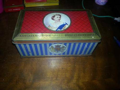 Elizabeth 1953 tin