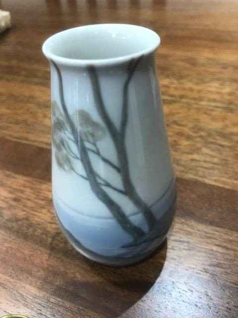 3 RARE VINTAGE PORCELAIN ITEMS - ALL FOR ONE BID - STARTING AT R1 !!!