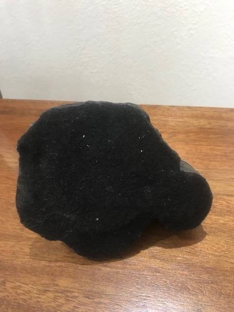 COLD CAST BRONZE SCULPTURE - OLD AFRICAN LADY WITH DRUM