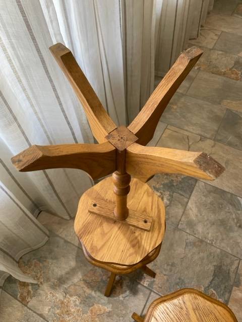 3 X SOLID OAK SIDE TABLE (BID PER TABLE)