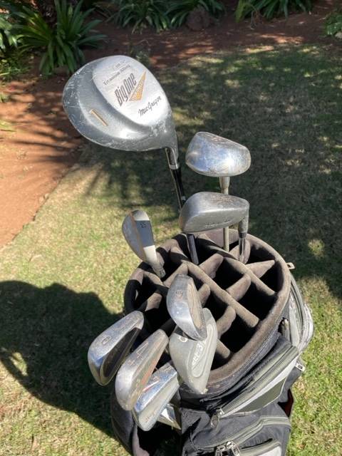 10 PIECE GOLF SET