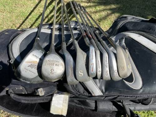 10 PIECE GOLF SET