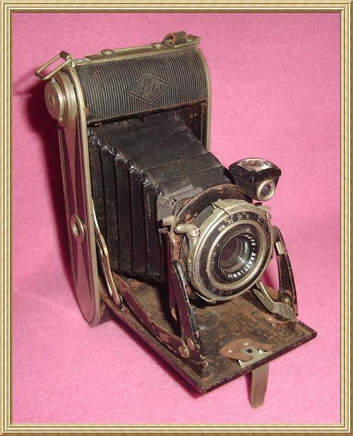 Vintage Agfa Anastigmat Jgestar - F.8.8 Billy Record Folding Camera from Blisful