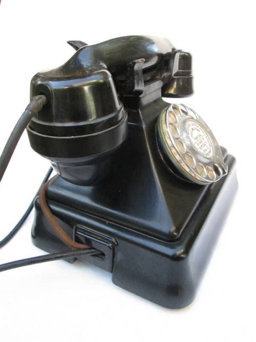 c1930's Art Deco Bakelite Siemens Brother London Pyramid Telephone from Blisful