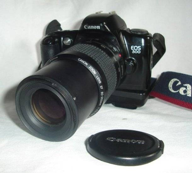 CANNON EOS 500 CAMERA + LENS + BAG from BLISFUL