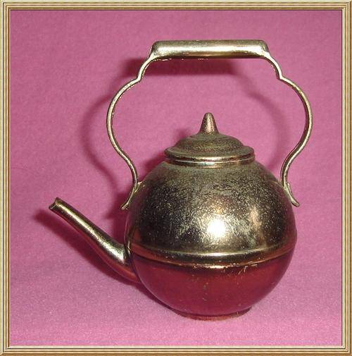 Solid Metal Lidded Tea Pot from Blisful