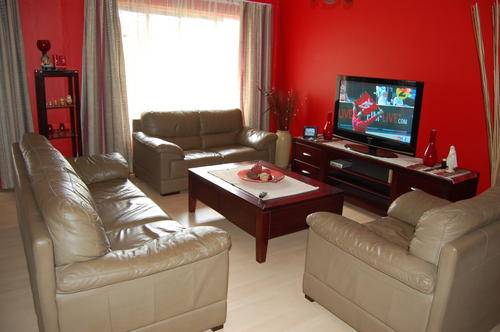 Leather Lounge suite