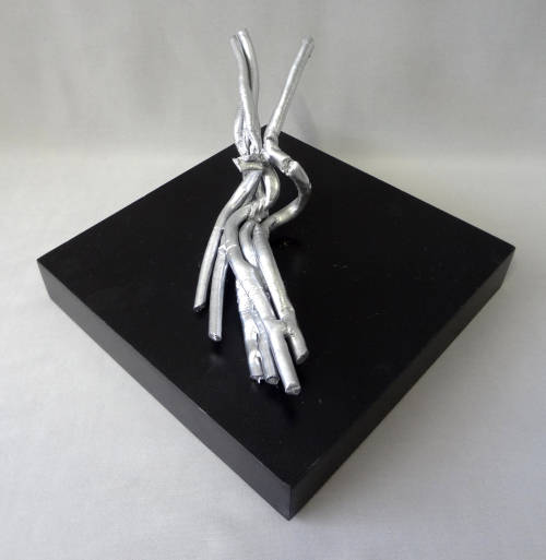 HILTON EDWARDS SCULPTURE -  !!!!  ARTIST PROMOTION !!!!   GALLERY RETAIL R2 000