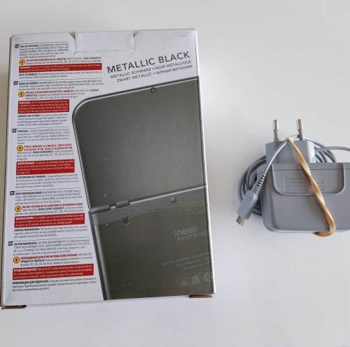 New `New` Nintendo 3ds XL console boxed eurpean region