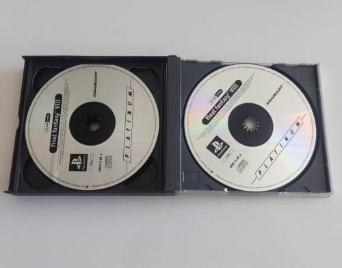 Playstation One Final Fantasy VIII (8) Platinum PAL region