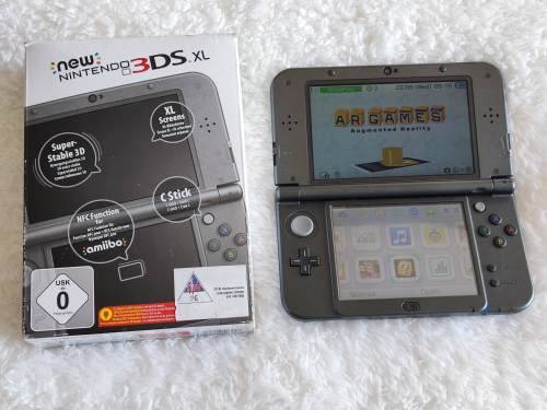 `New` Nintendo 3ds XL with original packaging