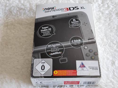 `New` Nintendo 3ds XL with original packaging