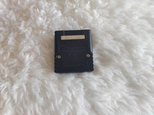 GameCube Nintendo DE 11990162 with cables, controller and memory card