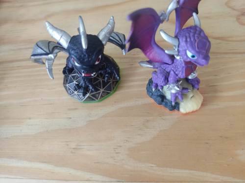 Skylanders Nintendo 3ds eur region games portal and figurines