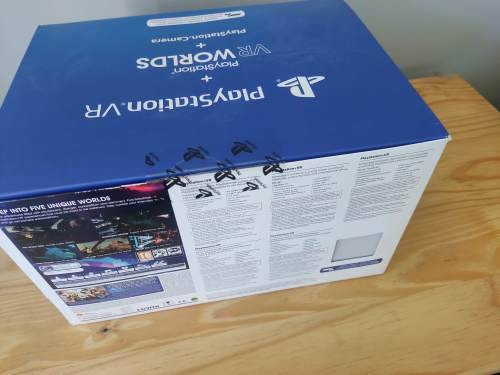 V2 PSVR + Camera + Motion Controls