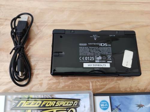 Nintendo Ds lite console and games bundle