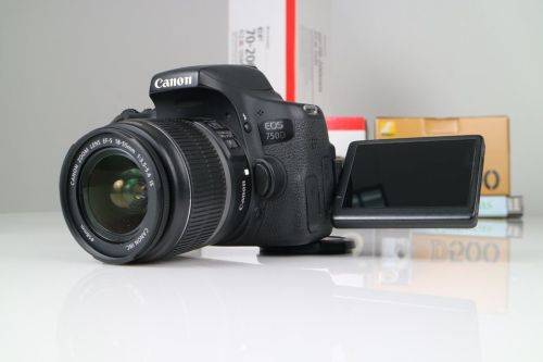 CANON EOS 750D DSLR Camera EF-s with 18-55mm IS Lens